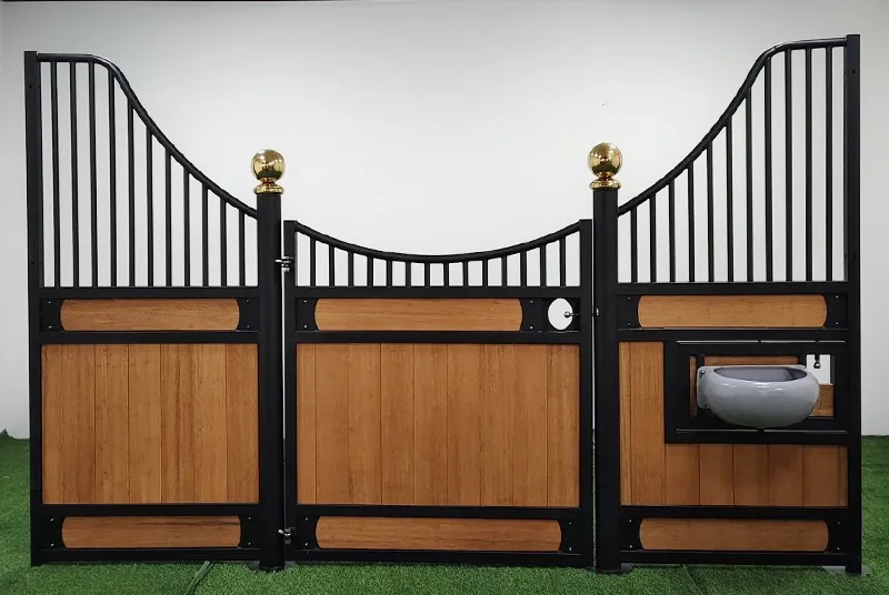 Classic Hinged Horse Stall Front Panels – Smile Arch Design