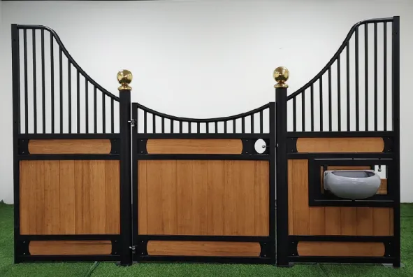 Classic Hinged Horse Stall Front Panels – Smile Arch Design